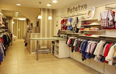 Tiendas online ropa infantil Descubre la NUEVA COLECCIÓN de La Ormiga moda infantil. Te traemos vestidos, conjuntos y todas las prendas que los niños y niñas de la casa necesitan.